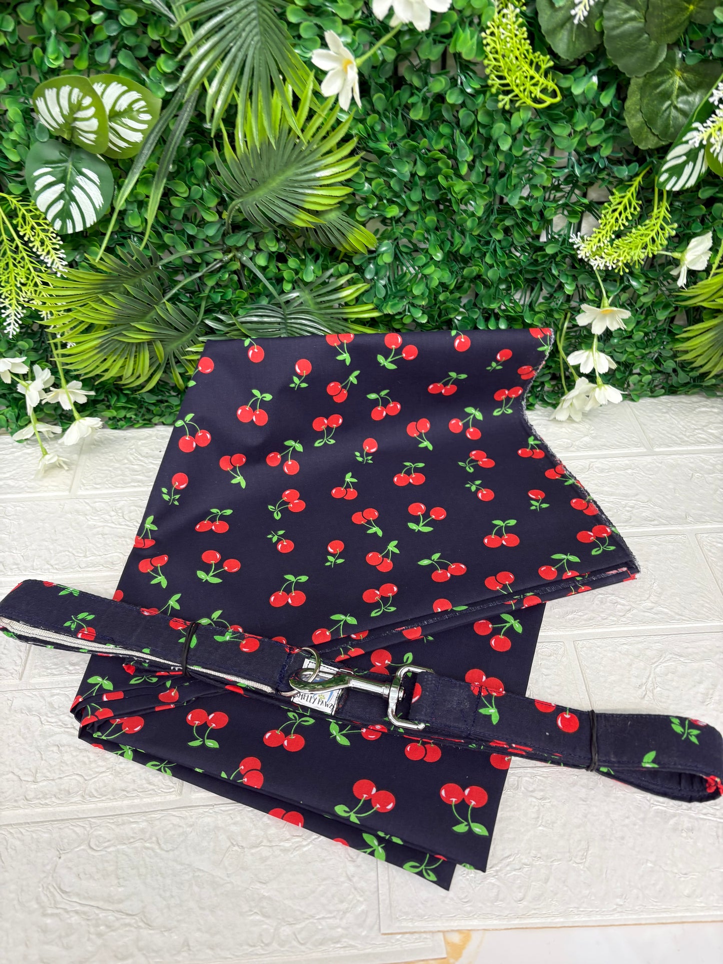Navy cherrys