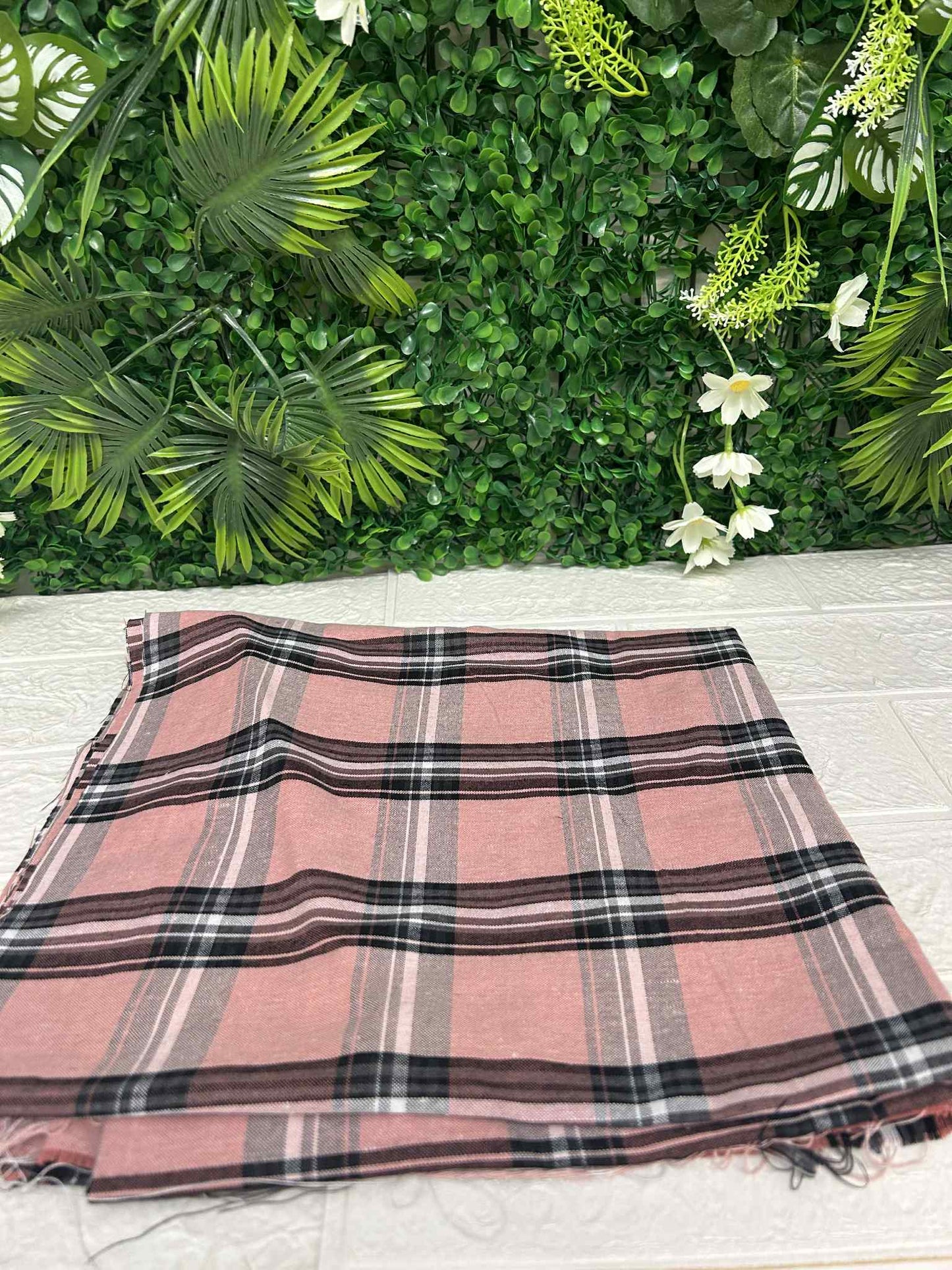 Pink/brown tartan