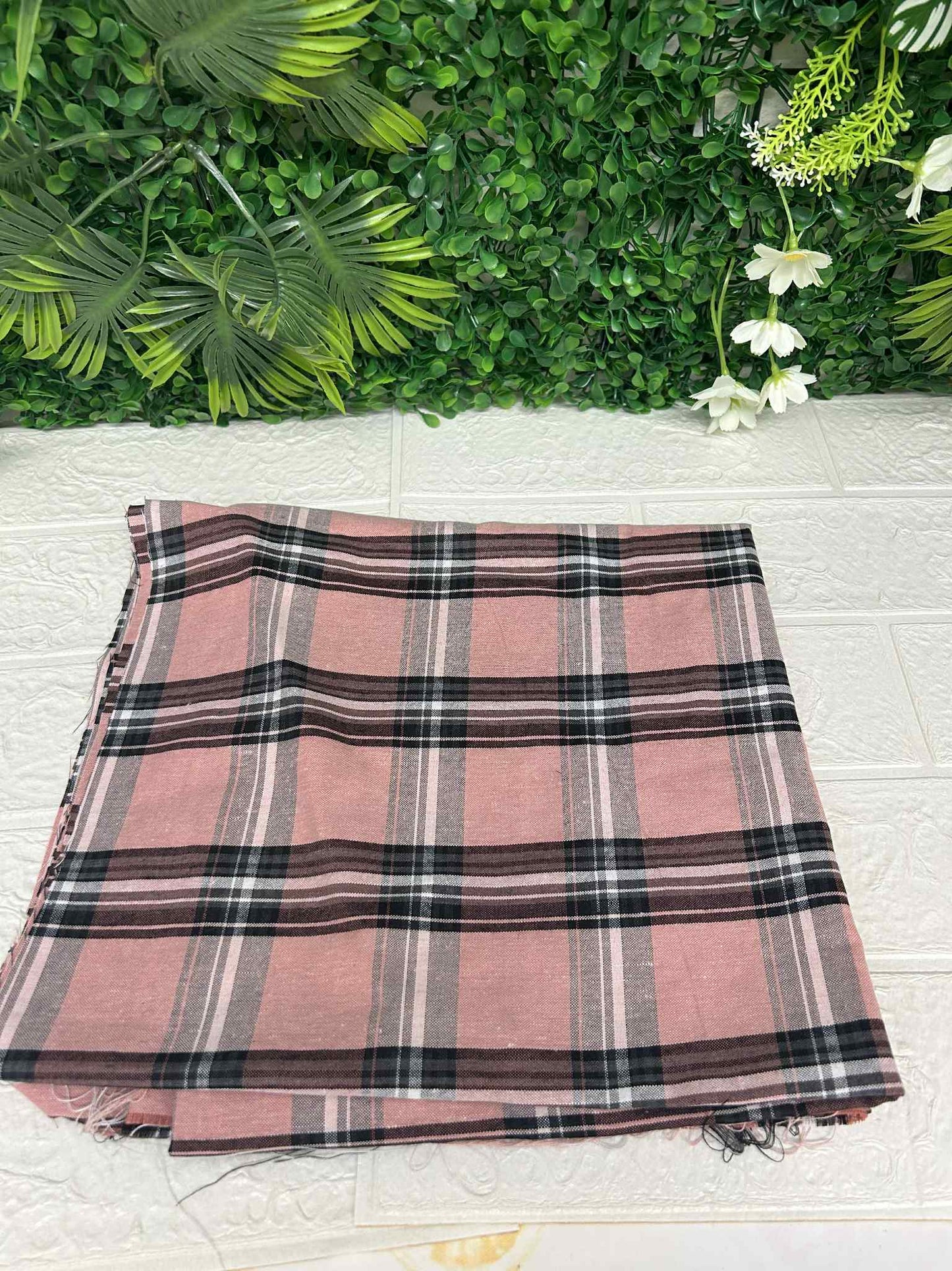 Pink/brown tartan