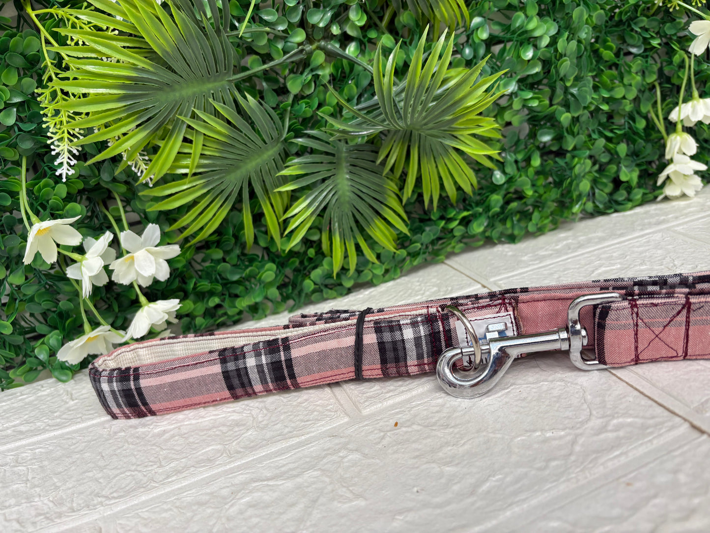 Pink/brown tartan