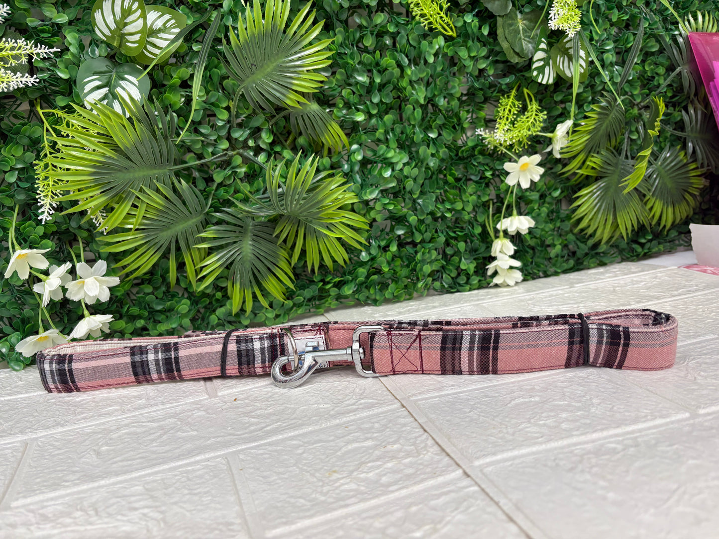Pink/brown tartan