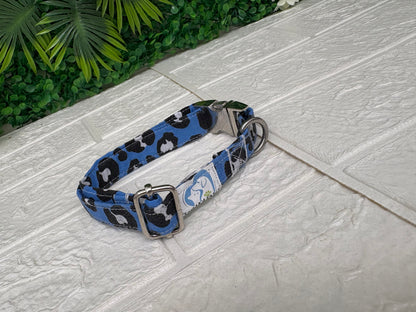 Blue leopard print