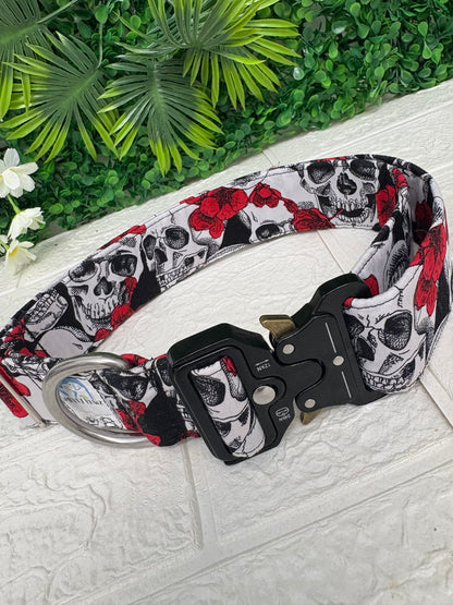 Skull & red roses