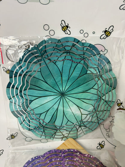 3D wind spinners